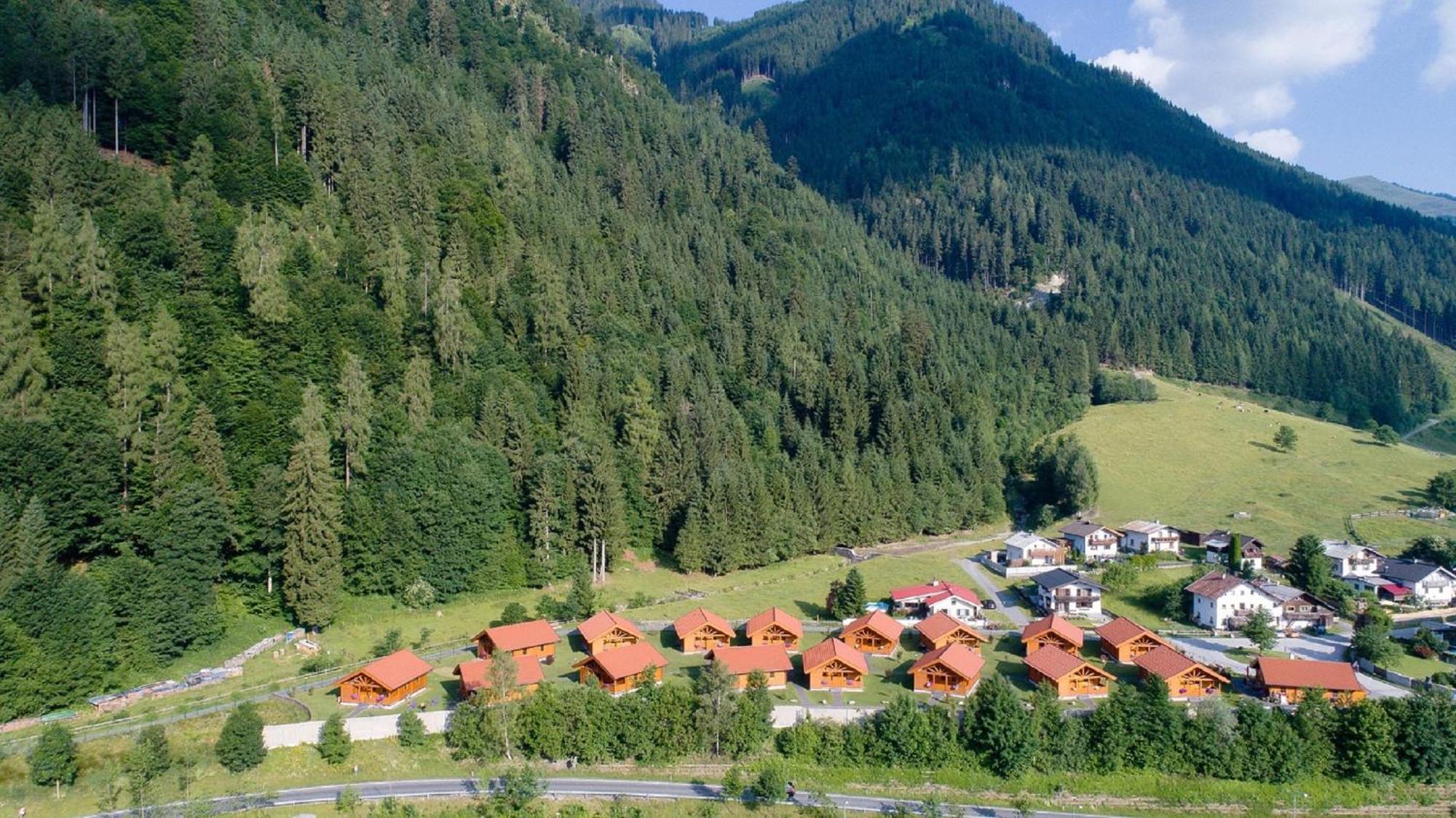 Chaletdorf Zellersee Maishofen Exterior foto