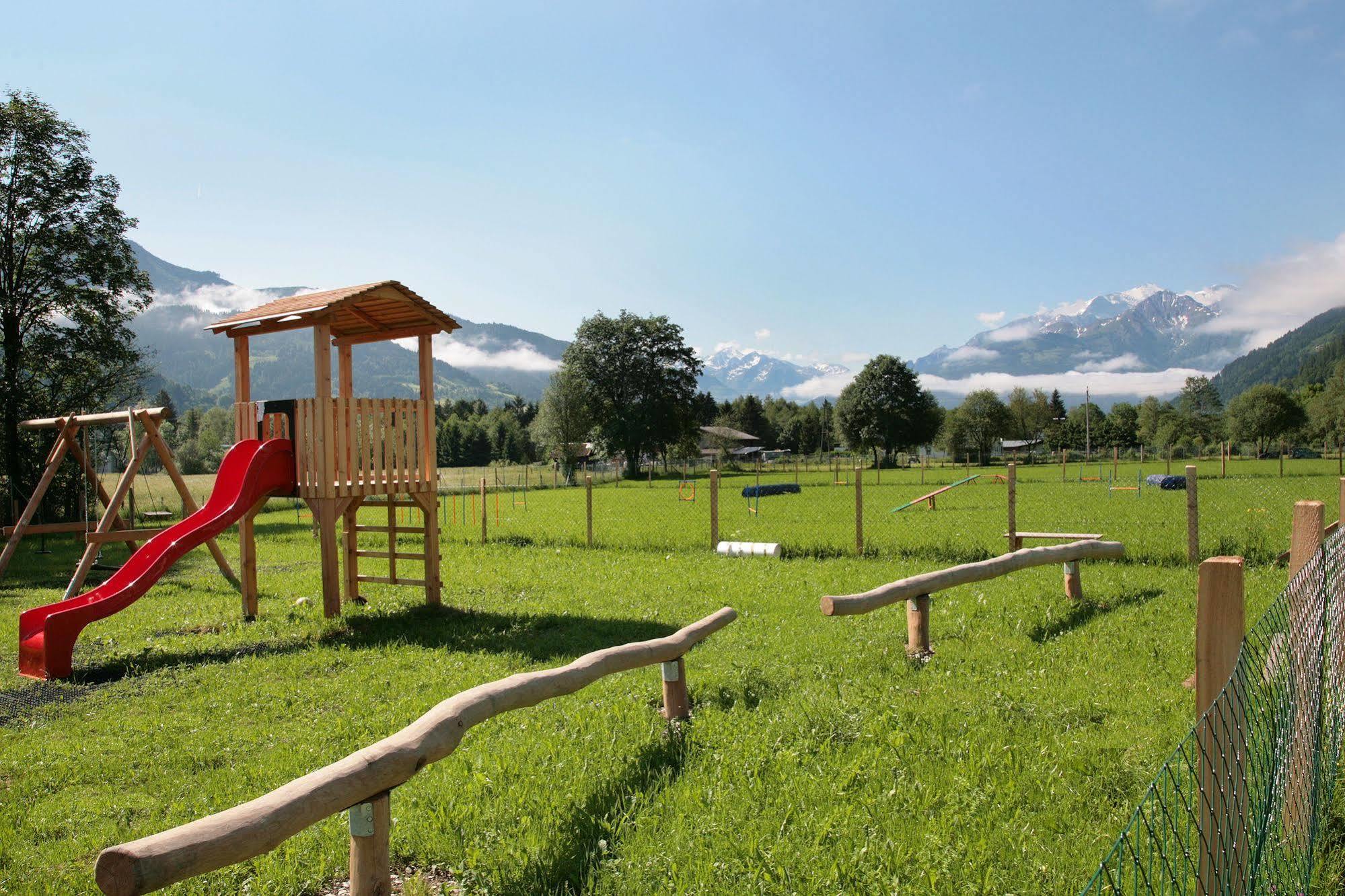 Chaletdorf Zellersee Maishofen Exterior foto